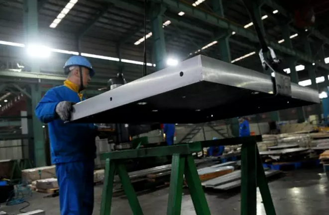 Large fabrication and large machining for textile machinery